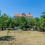 Ro-ma Villa *