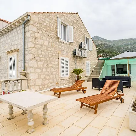 Ro-ma Villa
