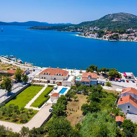 Ro-ma Vila
